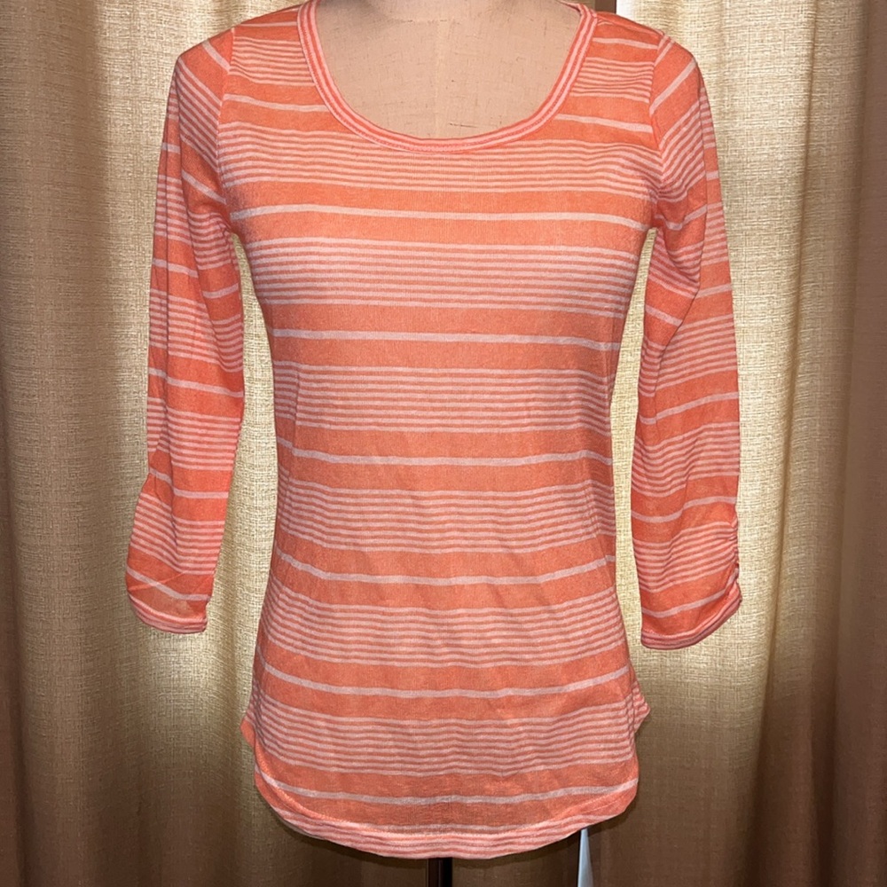 Wallflower Juniors Large Scoop Neck Peach White Stripe Knit Light Weight Sweater